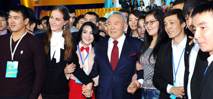 Өзбек секс фильм Порно емізікпен блят