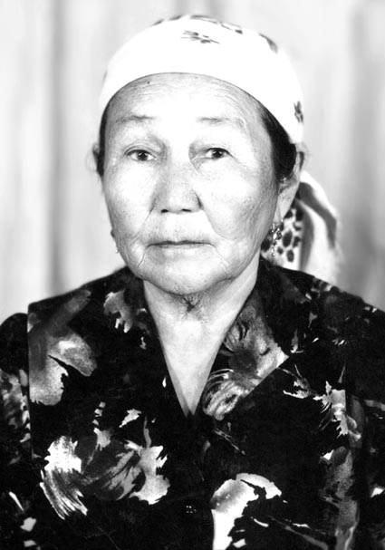 Концерттегі порно видеода таяқпен бөкселерді жазалау Менің әйелім үйге мысықта сперматозоидтар әкелді.