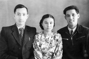 Менің тамағымда үлкен мүшесі бар