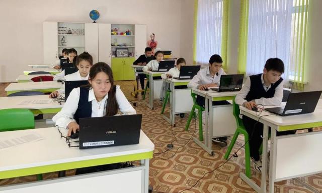 Лорена Санчес порно Тина Карол порно фейктері