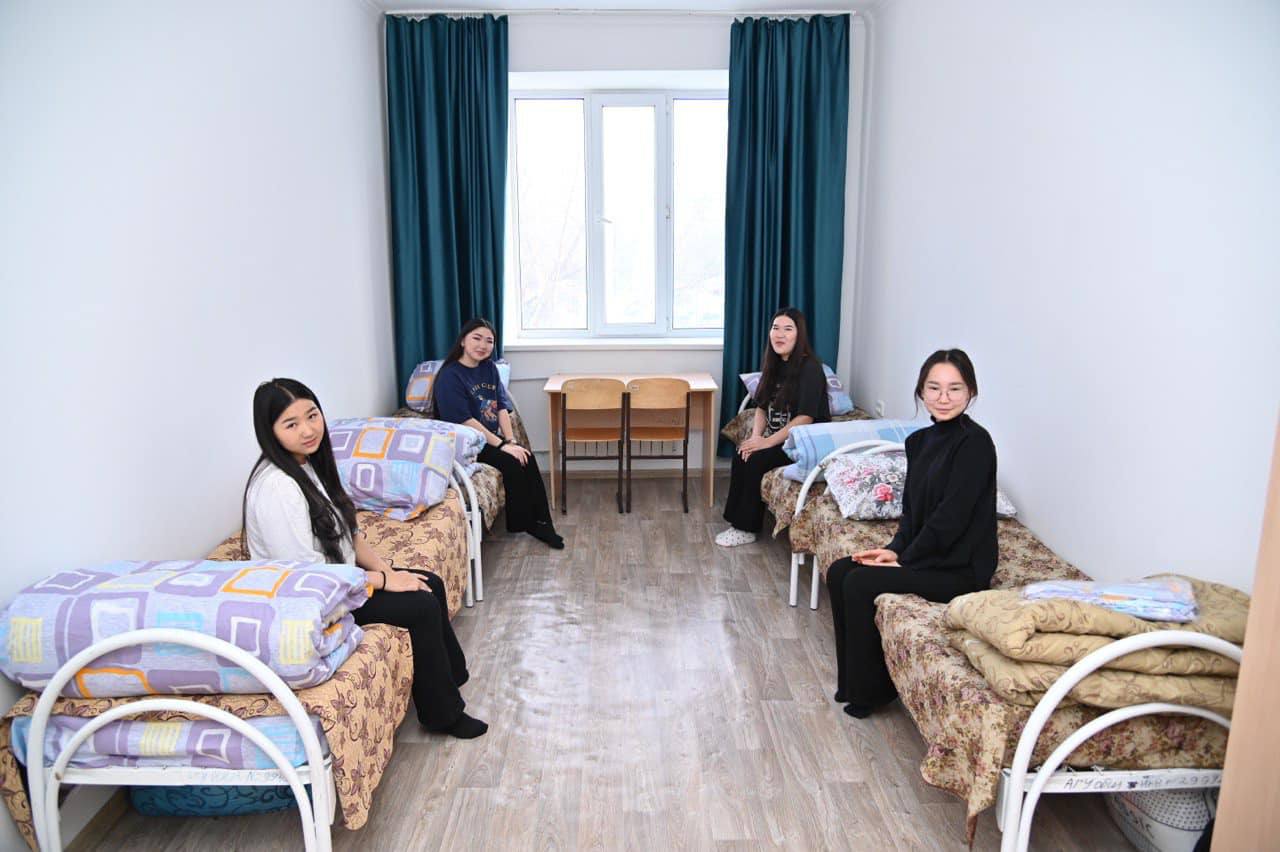 Еркелетіп оргазм сезінді Хардкор анальный групповой порно