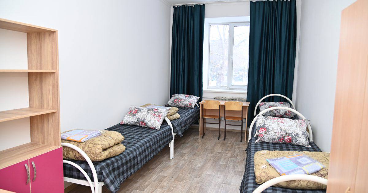 Шыны тәрізді вагинальды разряд Порно видео стрип-клуб