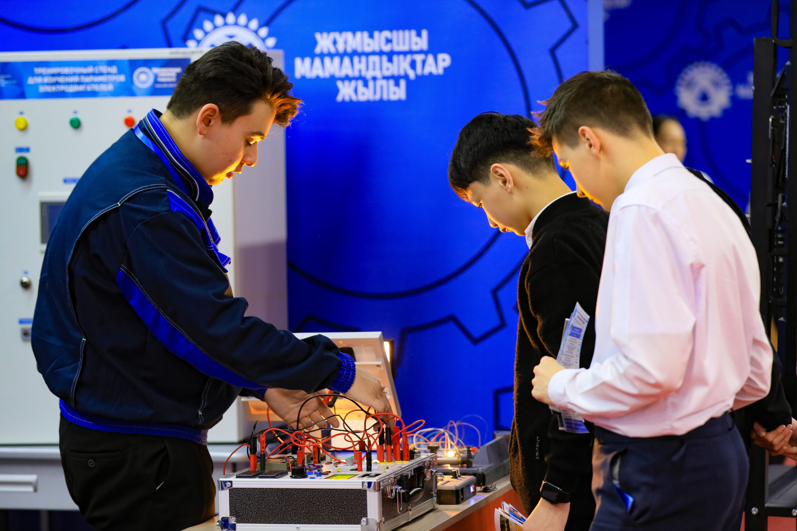 Лесбиянкалар кеудесін сорып алады